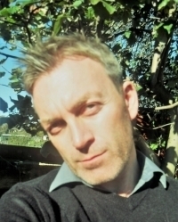 Paul Lowe (Dip DTC, MBACP) Paul Lowe (Dip DTC, MBACP)