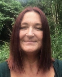 Lindsey de-Vine - FDSc, MBACP, Individual and Couple Counsellor Lindsey de-Vine - FDSc, MBACP, Individual and Couple Counsellor