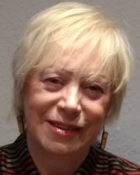 Helen Connor. FdSc Counselling w/d Helen Connor. FdSc Counselling w/d