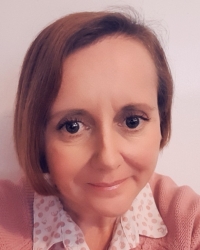 Julie Clayton BA (Hons) Reg. MBACP (Accred) Julie Clayton BA (Hons) Reg. MBACP (Accred)