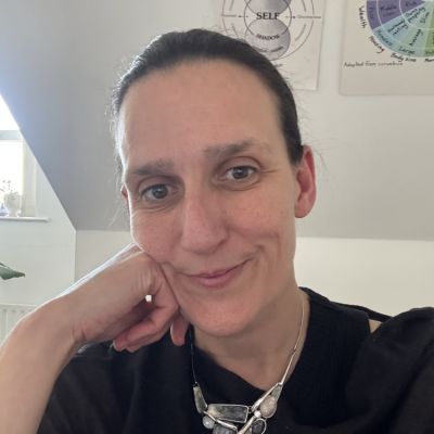 Dr Louise Smyth