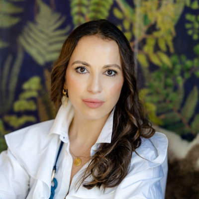 Dr Zuzana Winter