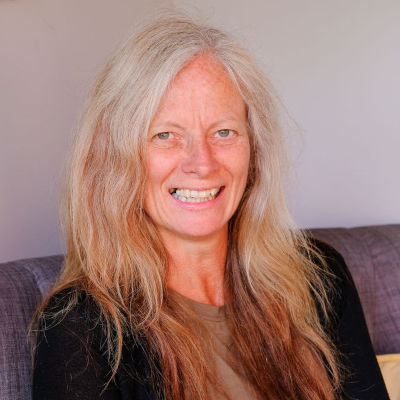 Jenny Yates