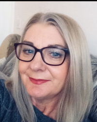 Karen Senior BA ( Hons) MBACP Accredited - Women's Counsellor and Supervisor Karen Senior BA ( Hons) MBACP Accredited - Women's Counsellor and Supervisor