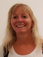 Stephanie Fitzwilliams - Dip Couns, Dip Psych, MSc (Psych), CTA, UKCP Stephanie Fitzwilliams - Dip Couns, Dip Psych, MSc (Psych), CTA, UKCP