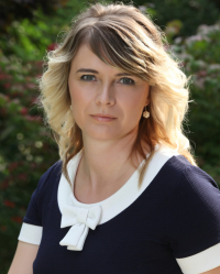 Petronela Denk Dip.Coun (MBACP) Petronela Denk Dip.Coun (MBACP)