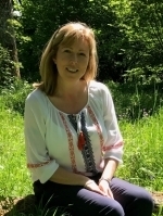 Sarah Nichol BA(Hons) MBACP registered Sarah Nichol BA(Hons) MBACP registered