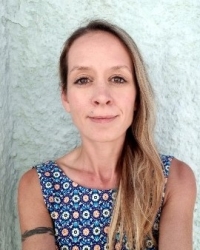 Hannah Raine-Smith- Psychotherapist + EMDR Practitioner - MBACP accredited Hannah Raine-Smith- Psychotherapist + EMDR Practitioner - MBACP accredited