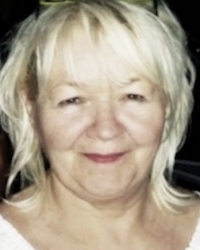 Mary Aaron. Qualified Couple Therapist. BA.Integrative Psychotherapy.MBACP Mary Aaron. Qualified Couple Therapist. BA.Integrative Psychotherapy.MBACP