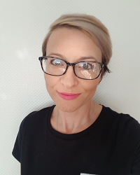 Lindsay Riley MBACP registered & qualified Counsellor Lindsay Riley MBACP registered & qualified Counsellor