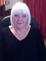 Sue Steging PG Dip Couns, M.Med Sci Psychotherapy, MBACP (Sen Accred) Sue Steging PG Dip Couns, M.Med Sci Psychotherapy, MBACP (Sen Accred)