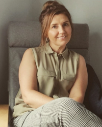Leanne Astbury - BA PGDip Cognitive Behavioural Therapy (CBT) Leanne Astbury - BA PGDip Cognitive Behavioural Therapy (CBT)