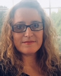 Laura Hooper: Creative Arts and Attachment Focussed Family Therapist Laura Hooper: Creative Arts and Attachment Focussed Family Therapist