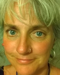 Bell Selkie (Lovelock) Counsellor and Nature-Based Human Development Guide Bell Selkie (Lovelock) Counsellor and Nature-Based Human Development Guide
