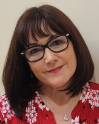 Shirley Rundle (Therapy Inside Out) Shirley Rundle (Therapy Inside Out)