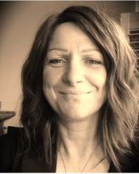 Veronica O’Hare Senior Psychodynamic Therapist MSc, Dip, MBACP (Accred) Veronica O’Hare Senior Psychodynamic Therapist MSc, Dip, MBACP (Accred)