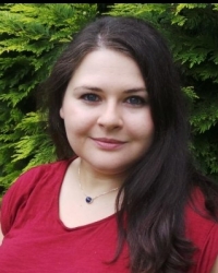 Julia Lonergan, PGDip/Psych, MBACP Julia Lonergan, PGDip/Psych, MBACP