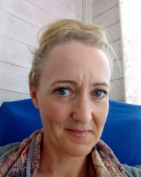 Kat Sydenham-Young, BSc, Dip Couns, MBACP Kat Sydenham-Young, BSc, Dip Couns, MBACP