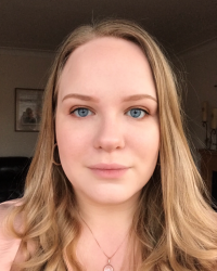 Chloe Johnstone BSc (Hons), PG Dip, MBACP Chloe Johnstone BSc (Hons), PG Dip, MBACP