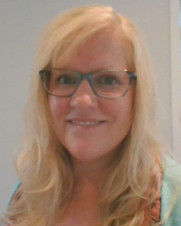 Dr Rebecca Oldaker, Senior Clinical Psychologist, BSc Hons, PsychD, CPsychol Dr Rebecca Oldaker, Senior Clinical Psychologist, BSc Hons, PsychD, CPsychol