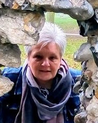 Linda Hughes - Counsellor- Dip.Couns MBACP Linda Hughes - Counsellor- Dip.Couns MBACP