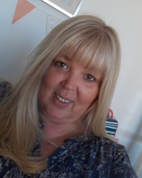 Lesley Emerson (Ad. Dip. Psy C.) Lesley Emerson (Ad. Dip. Psy C.)