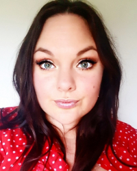 Phoebe Williams UKCP Registered Psychotherapist. BSc(Hons) , MSc. Phoebe Williams UKCP Registered Psychotherapist. BSc(Hons) , MSc.