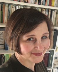 Kerry Snelling BSc (Hons) UKCP Registered Counsellor Kerry Snelling BSc (Hons) UKCP Registered Counsellor