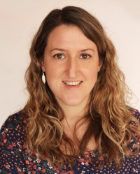 Holly McCrossen MBACP, BSc (Hons) Psych, Dip. Couns Holly McCrossen MBACP, BSc (Hons) Psych, Dip. Couns