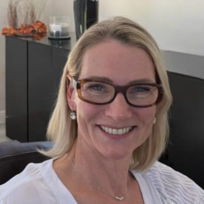 Holly Simon