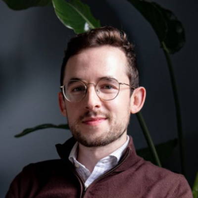 Dr Chris MacGregor