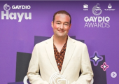 Winning an award at the Gaydio Awards 2026