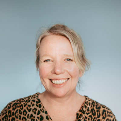 Mary McNeil