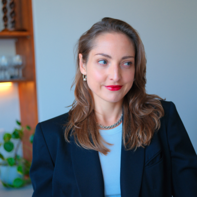 Dr Laura Farley