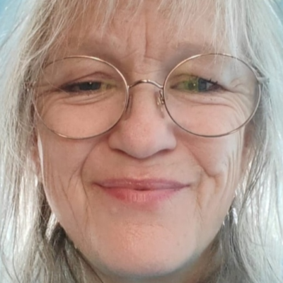 Mair Llewellyn
