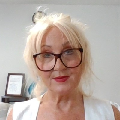 Wendy Cummins