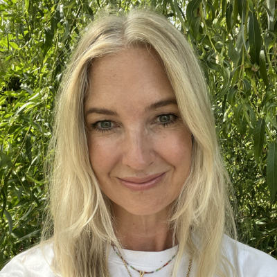 Claire Edwards