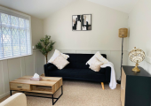 Discreet and peaceful therapy room in Billericay