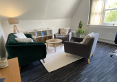 Therapy room at Jackie Boot Psychotherapy, Hamilton House, Nottingham-a calm & private therapy space