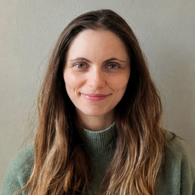 Dr Iona Bird