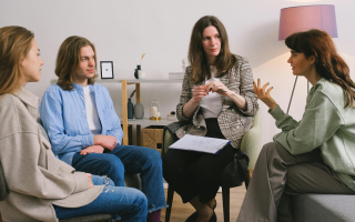 Why choose group analytic psychotherapy?