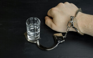 Is alcohol dependency (alcoholism) trauma or an allergy?