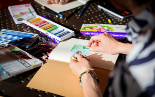 Creativity in therapy: different ways to explore your feelings