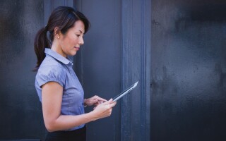 Challenges faced by&nbsp;non-conforming Asian women  &nbsp;