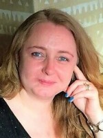 Teresa Sinani MA Psych, PGDip, DipCouns, UKCP (reg), MBACP Teresa Sinani MA Psych, PGDip, DipCouns, UKCP (reg), MBACP
