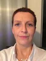 Emily Bellaby-Pearson MA Hum. Person Centred, Integrative Psychotherapy & Train Emily Bellaby-Pearson MA Hum. Person Centred, Integrative Psychotherapy & Train