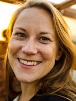 Lyndsay Roberts Rayne BA (Hons) MA UKCP Lyndsay Roberts Rayne BA (Hons) MA UKCP