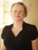 Elizabeth Burgess - Dip. Counselling, BACP Accredited, Lecturer Elizabeth Burgess - Dip. Counselling, BACP Accredited, Lecturer