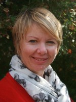 Sue Stevens. MBACP (Reg), Dip. Couns, FdDgr Couns. Sue Stevens. MBACP (Reg), Dip. Couns, FdDgr Couns.
