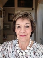 Louise Reynolds Louise Reynolds